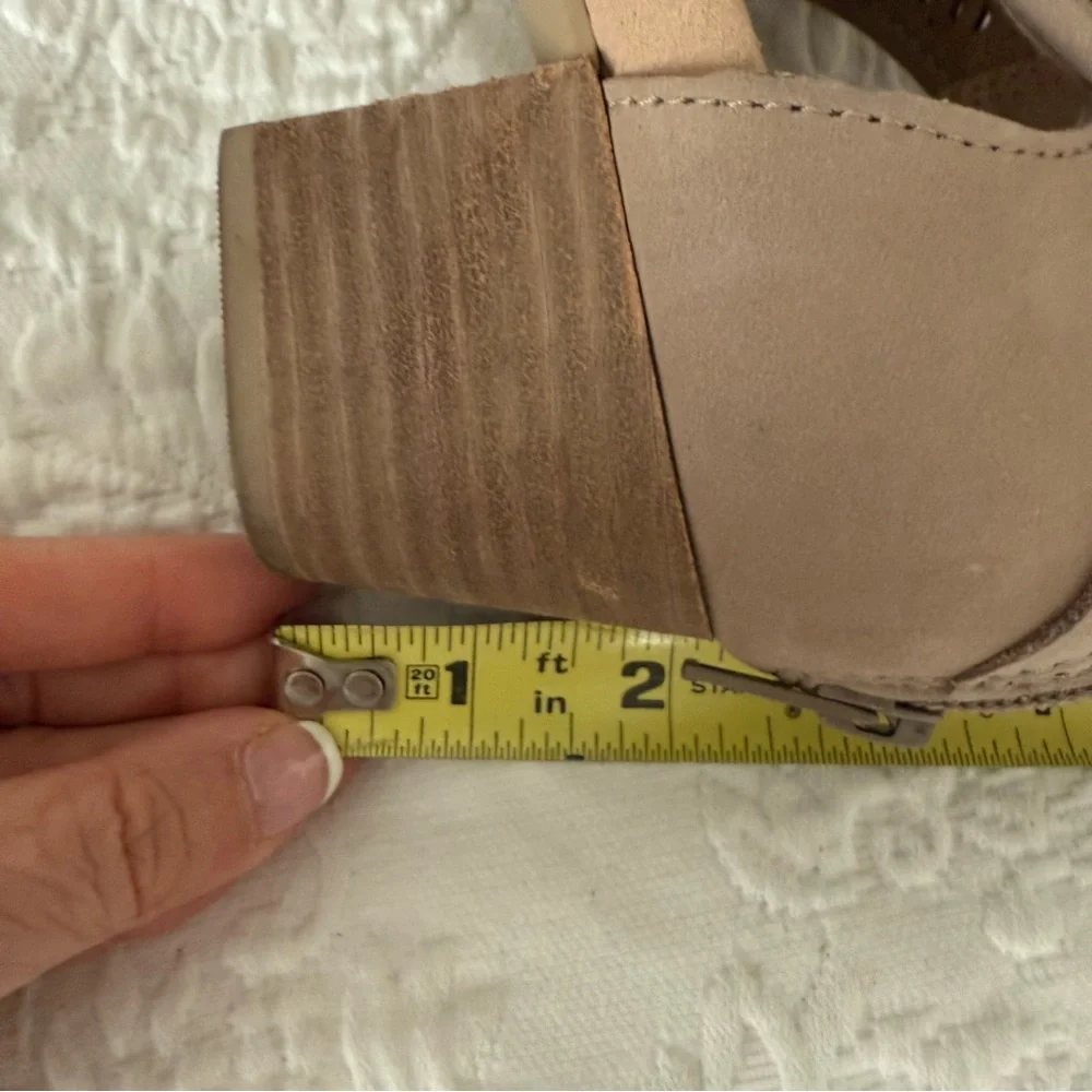 Earth Tan Ankle Booties with Laser-Cut Design and Rear Zipper Size 8